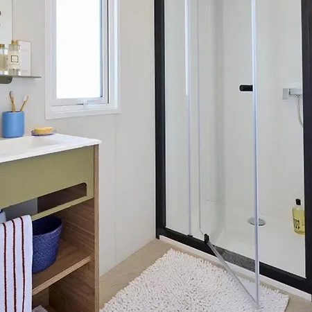 Mobilehome Evasion 52 بيت للعطل *